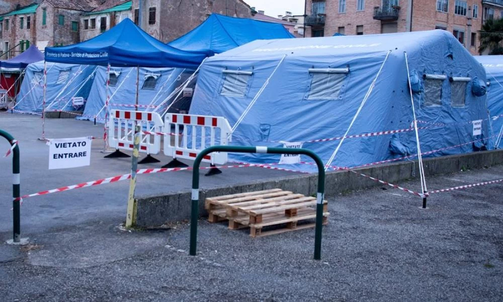 Κορονοϊός: Εκατόμβη νεκρών στην Ιταλία - Απομονώνονται περιφέρειες